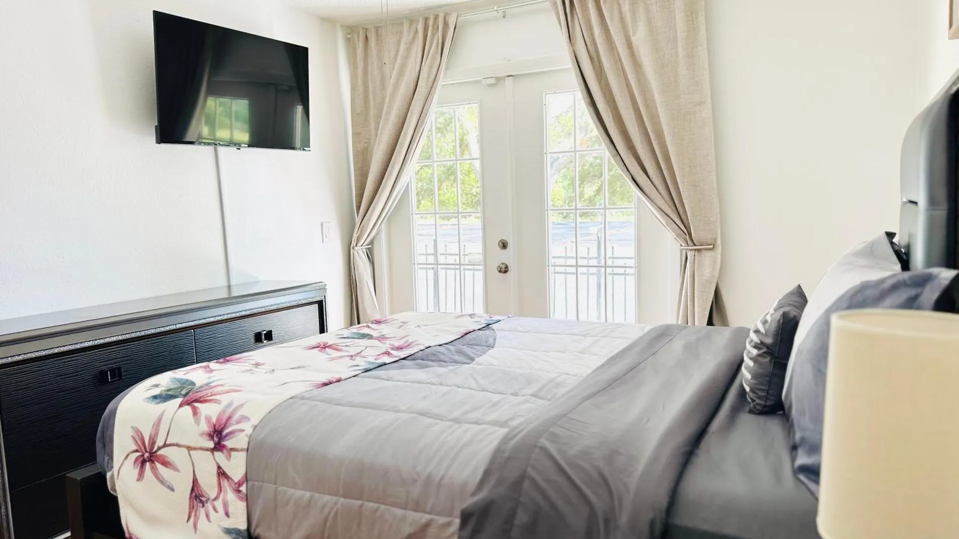 펜션 Tampa Luxury 5Br Estate With Pool And Golf Views 빌라
